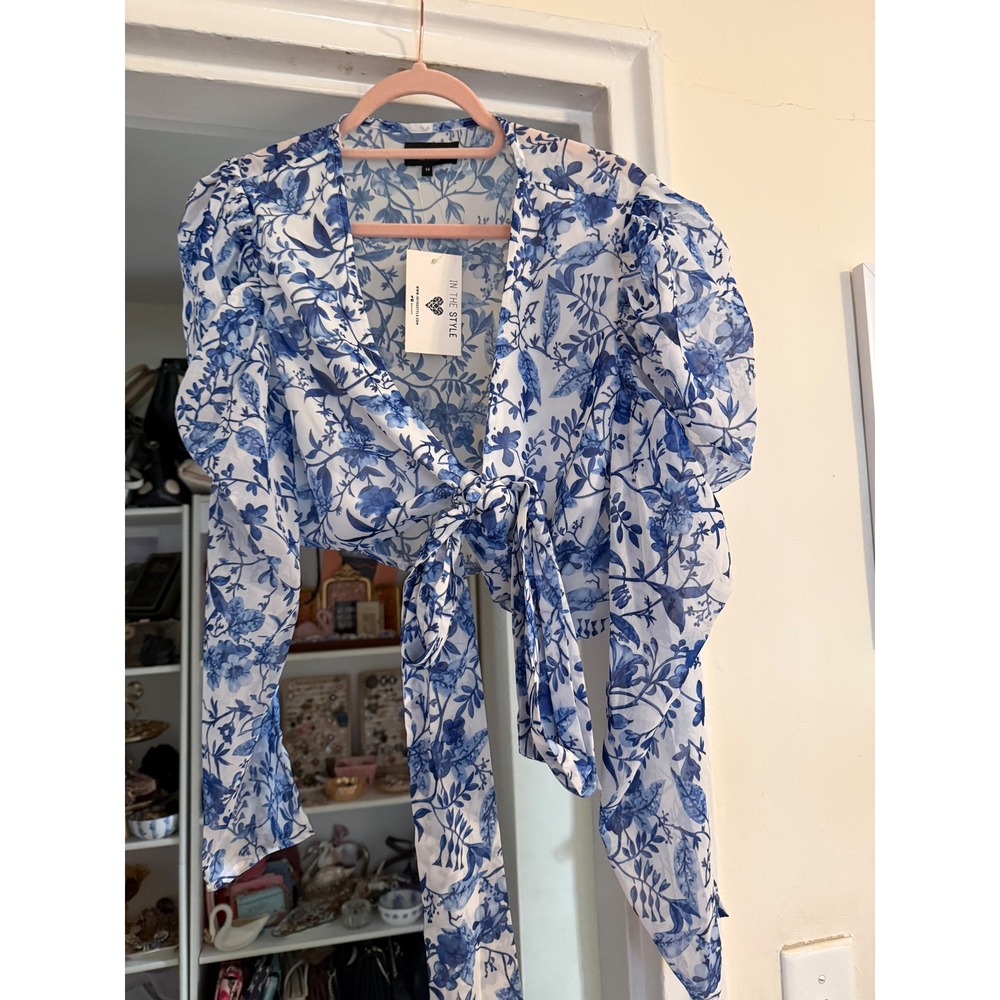 In The Style Blue White Floral Tie Front Crop Top Puff Sleeve Chiffon Sz 14 NEW